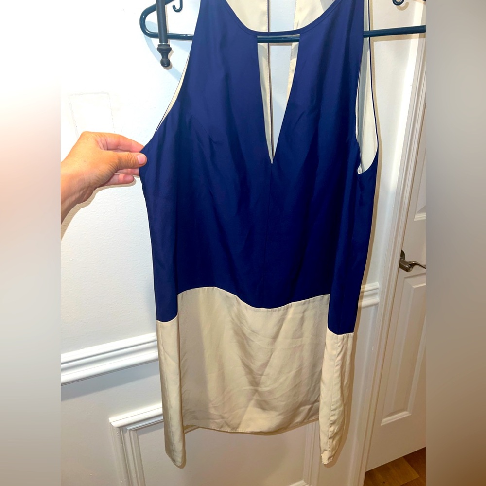 Parker dress size 4- navy and cream!
